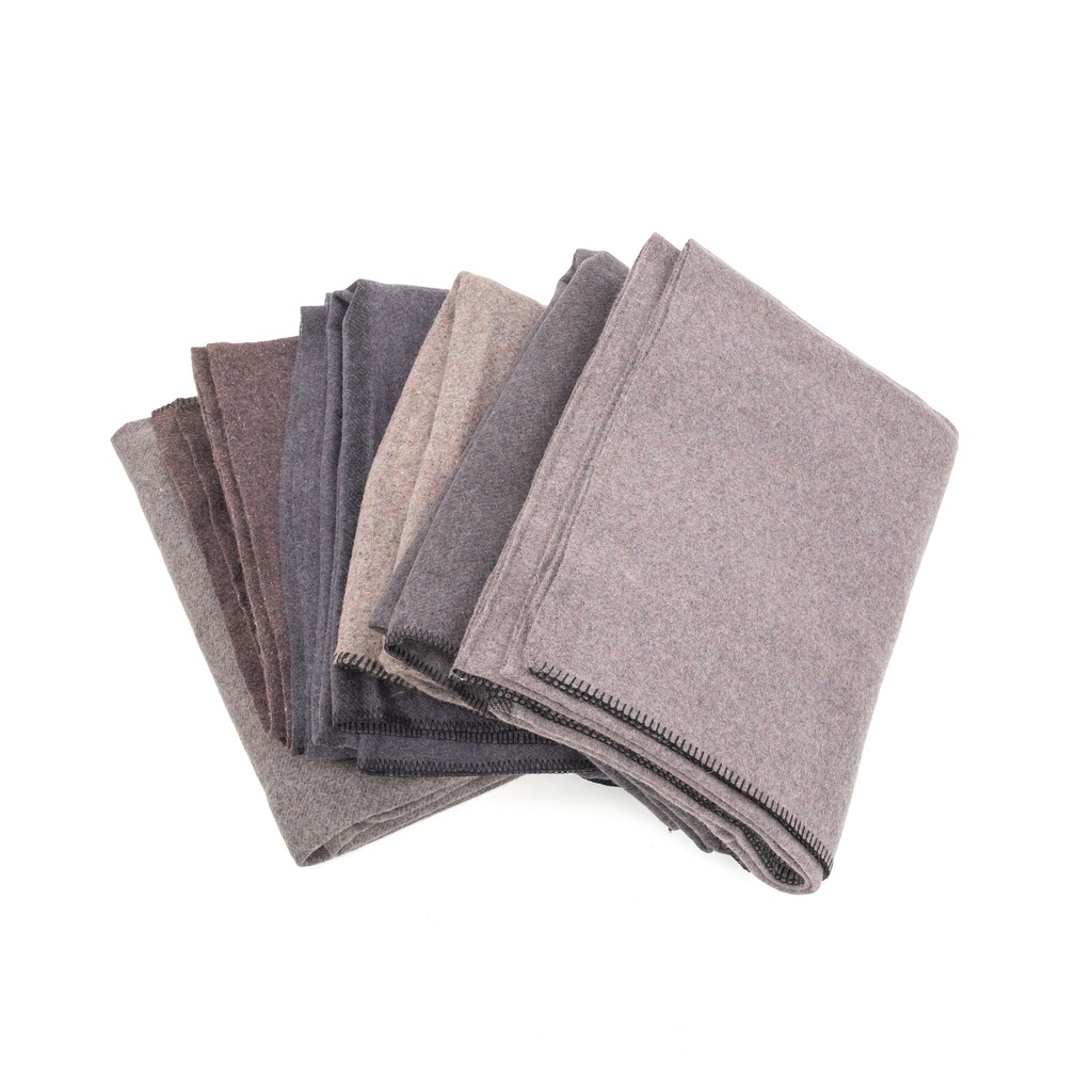 66104_Canadian_Wool_Blanket_|_84.5"_x_61"_image4