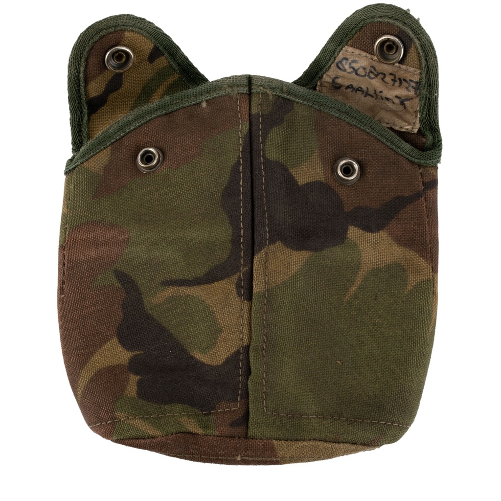 4296_Dutch_Woodland_Canteen_Cover_w_Alice_Clips_|_Issued_image3