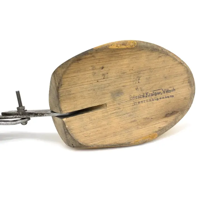Shoe Trees 4.webp