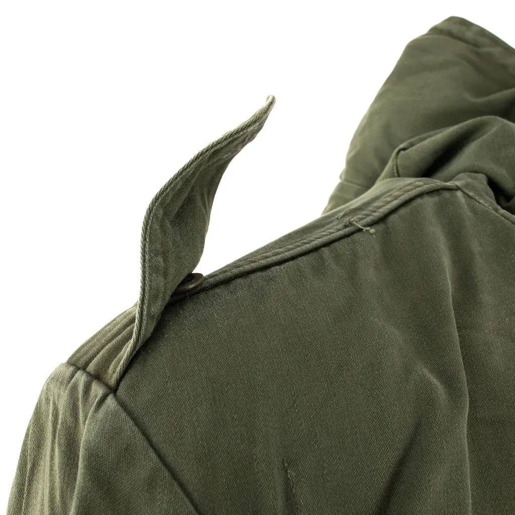 65304 Shoulder Detail.webp