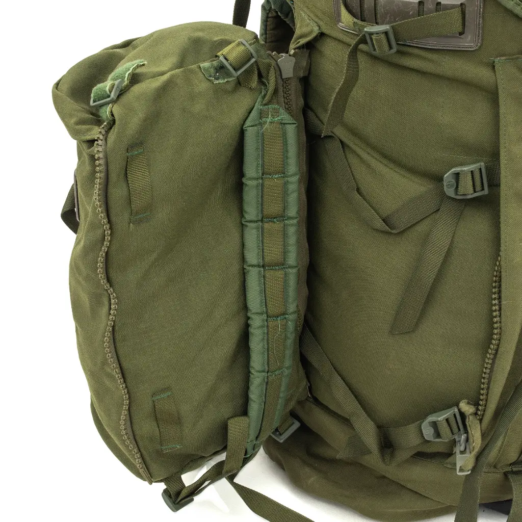 63608 Side Bag Detail.webp
