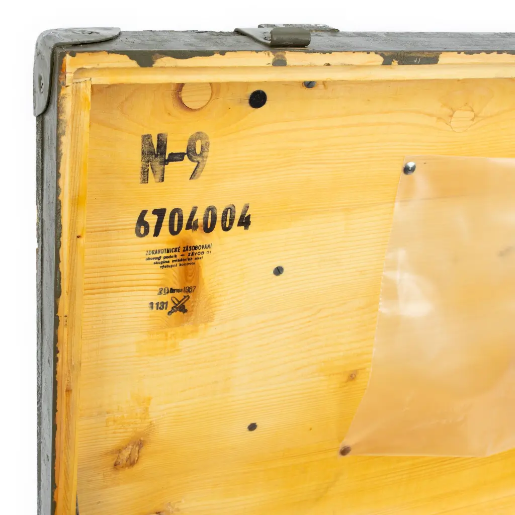 4696 Label Detail.webp