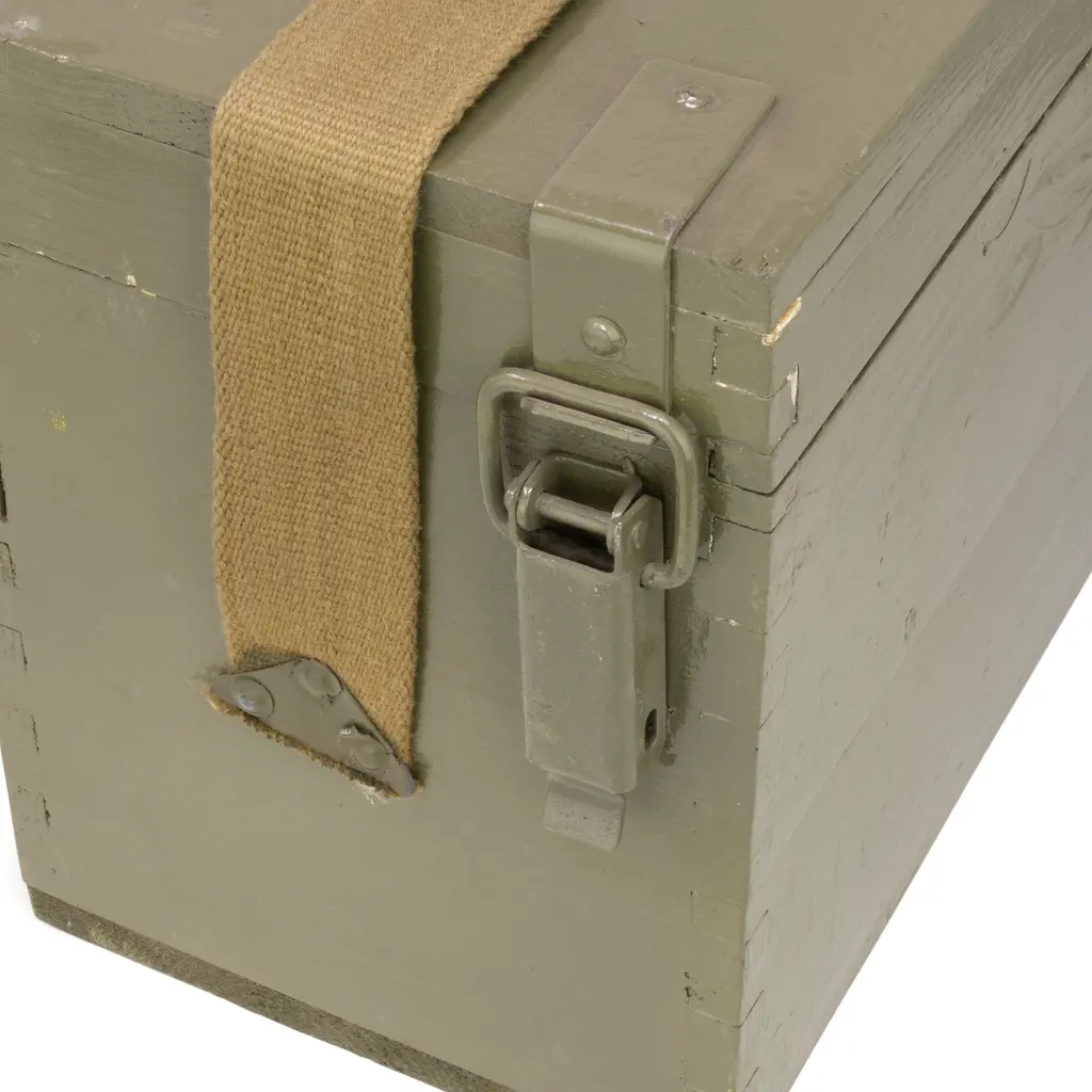 #4695 Czech Army Small Wooden Medical Box_05.webp