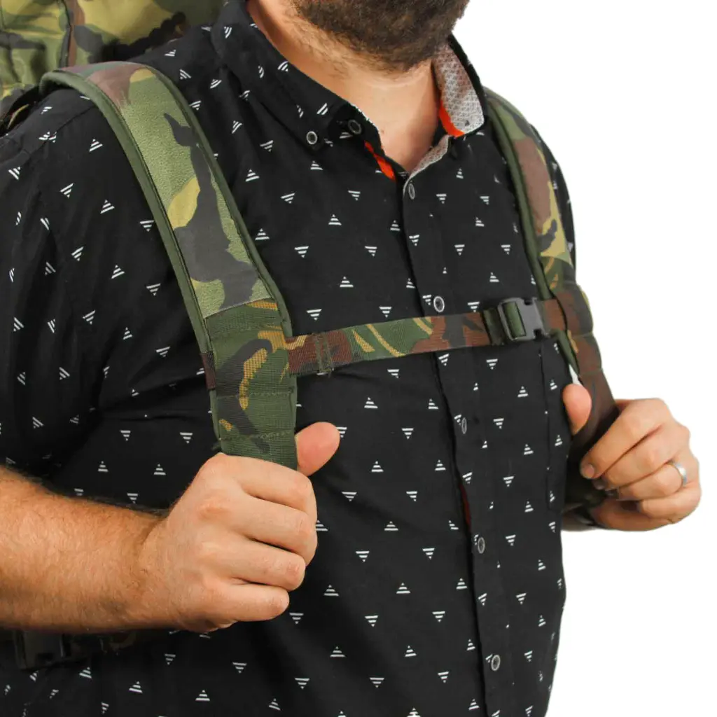 Dutch Woodland Duffle Bag _ Backpack_06.webp