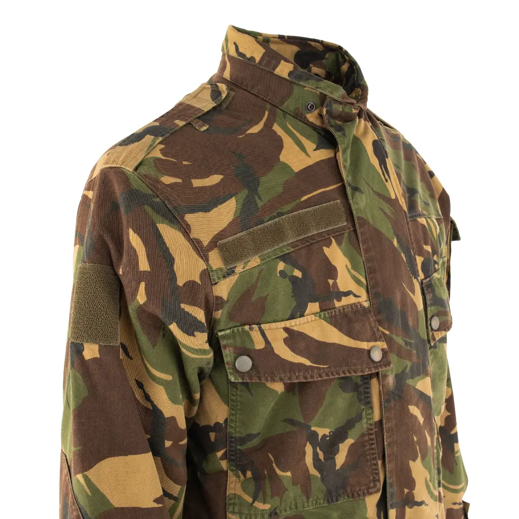 56854 Shoulder Detail.webp