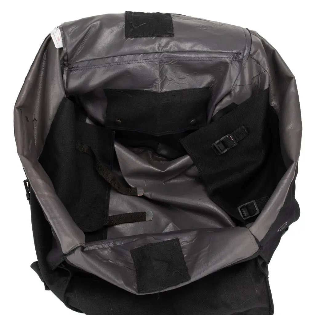 4650-Italian-San-Marco-Duffle-Bag5.webp