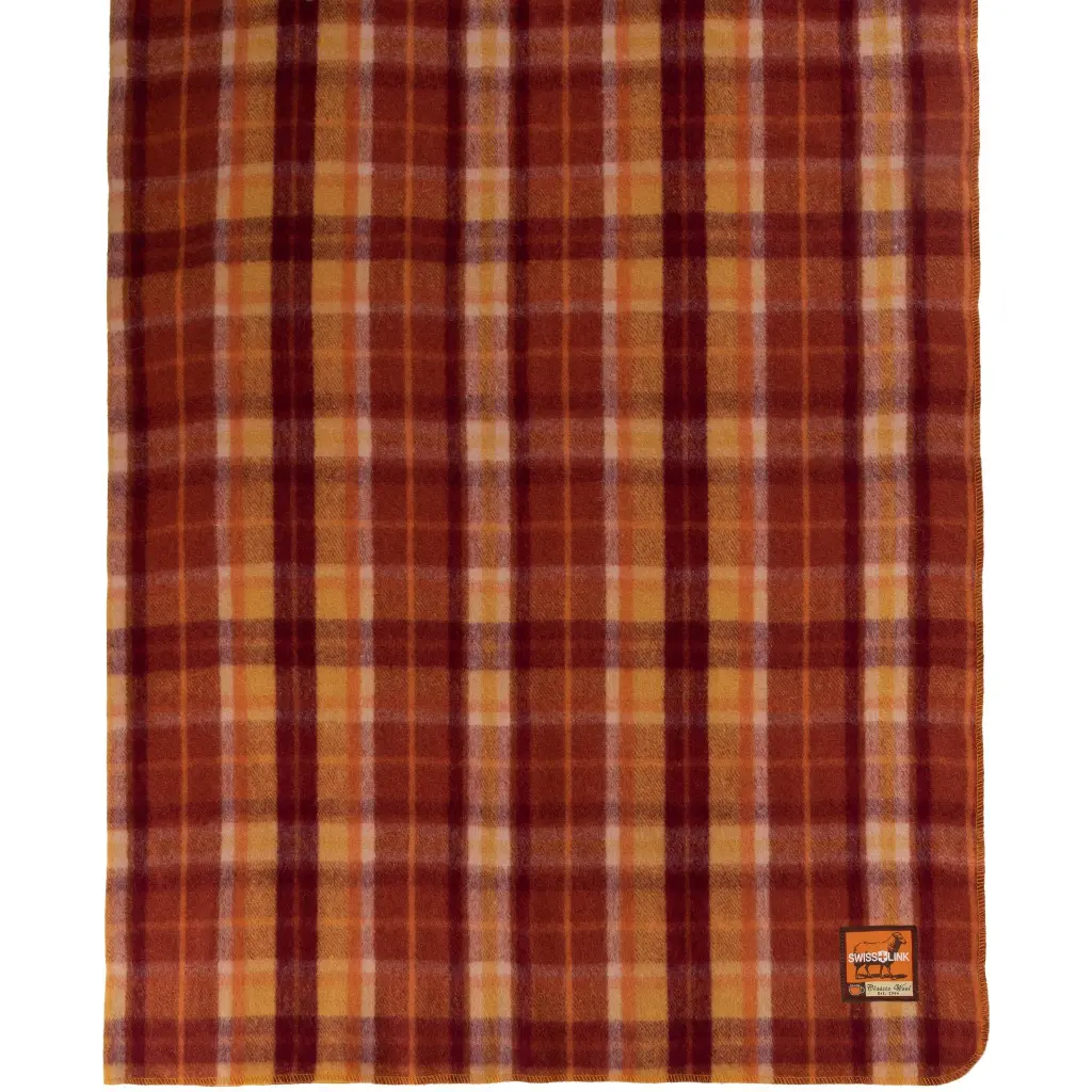 Pumpkin-Spice-Blanket-3.webp