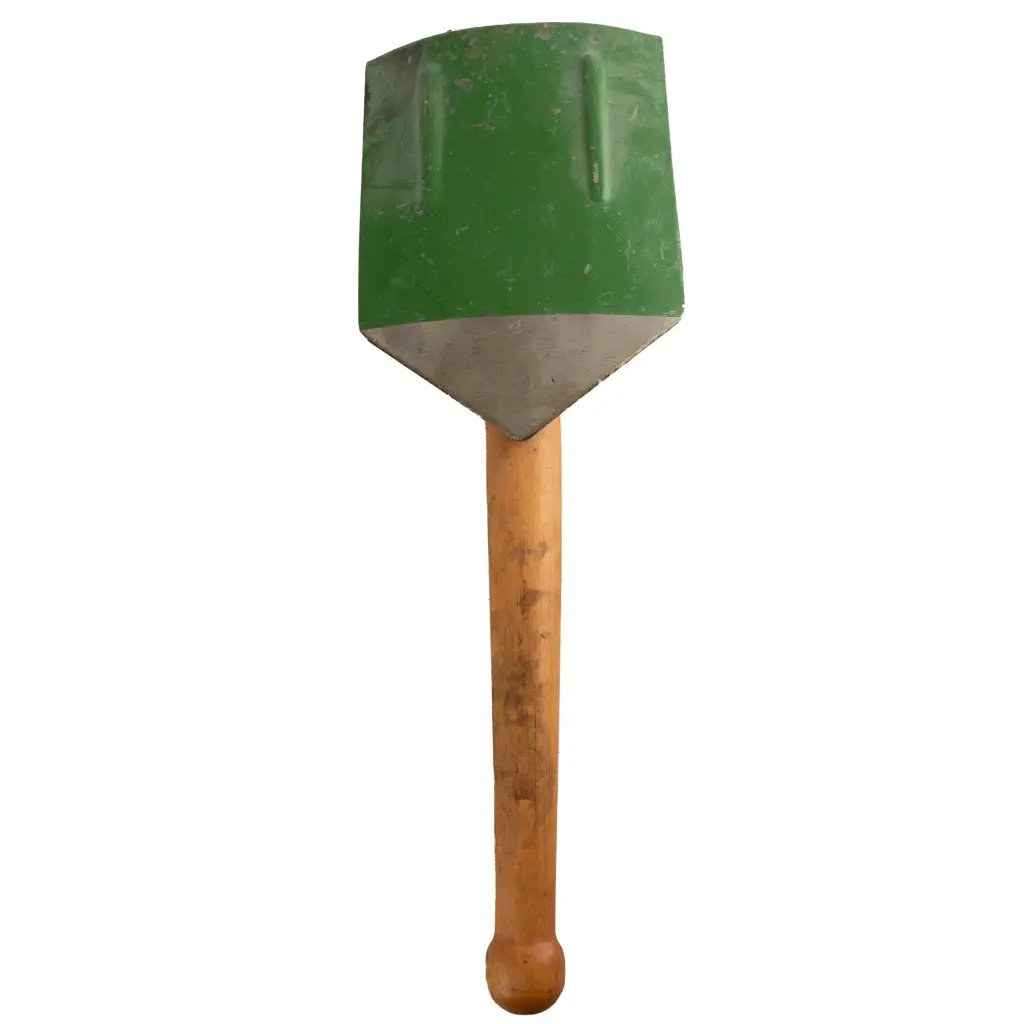 62920-Romanian-Folding-Shovel-OD-2.webp