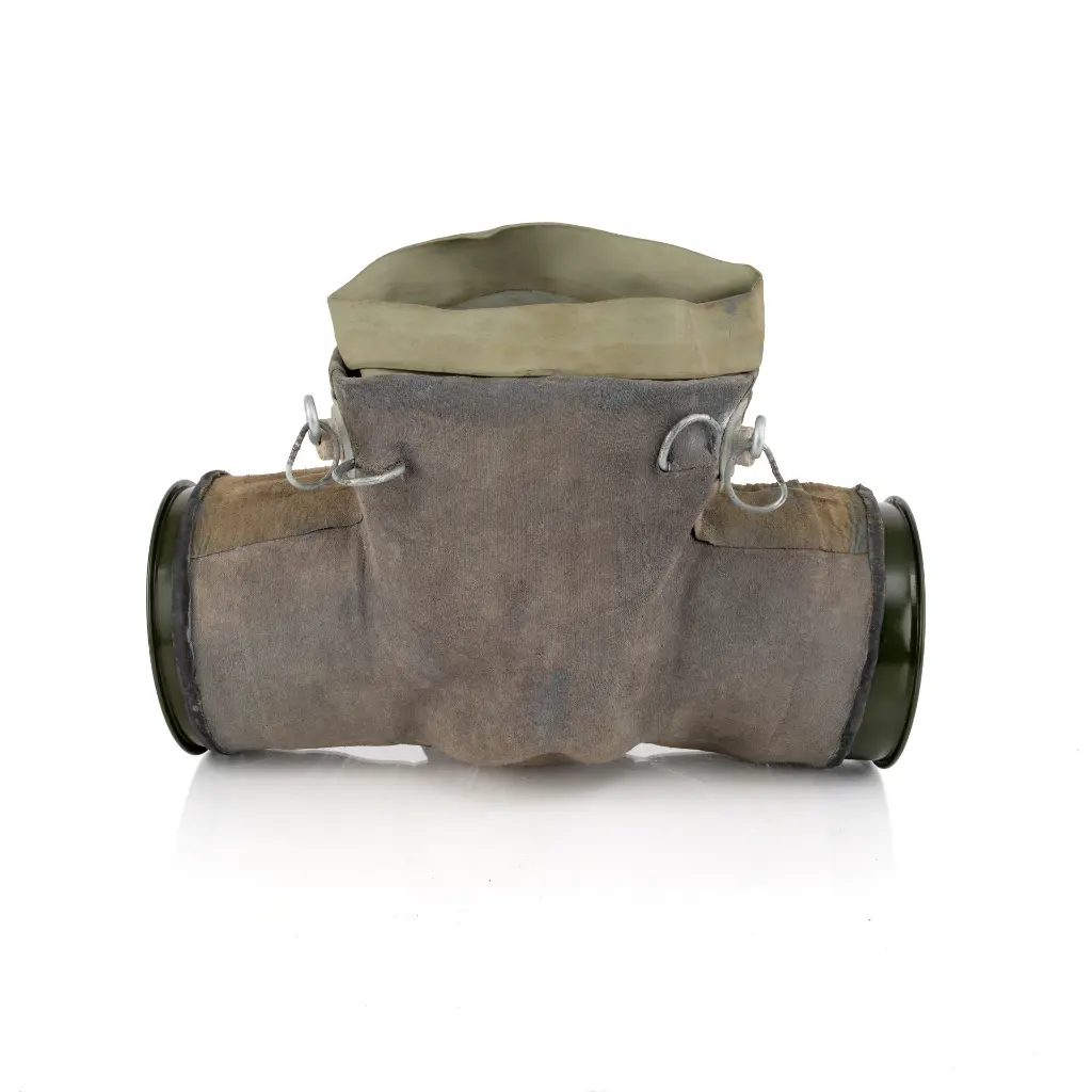 63524 Gas Mask Back.webp