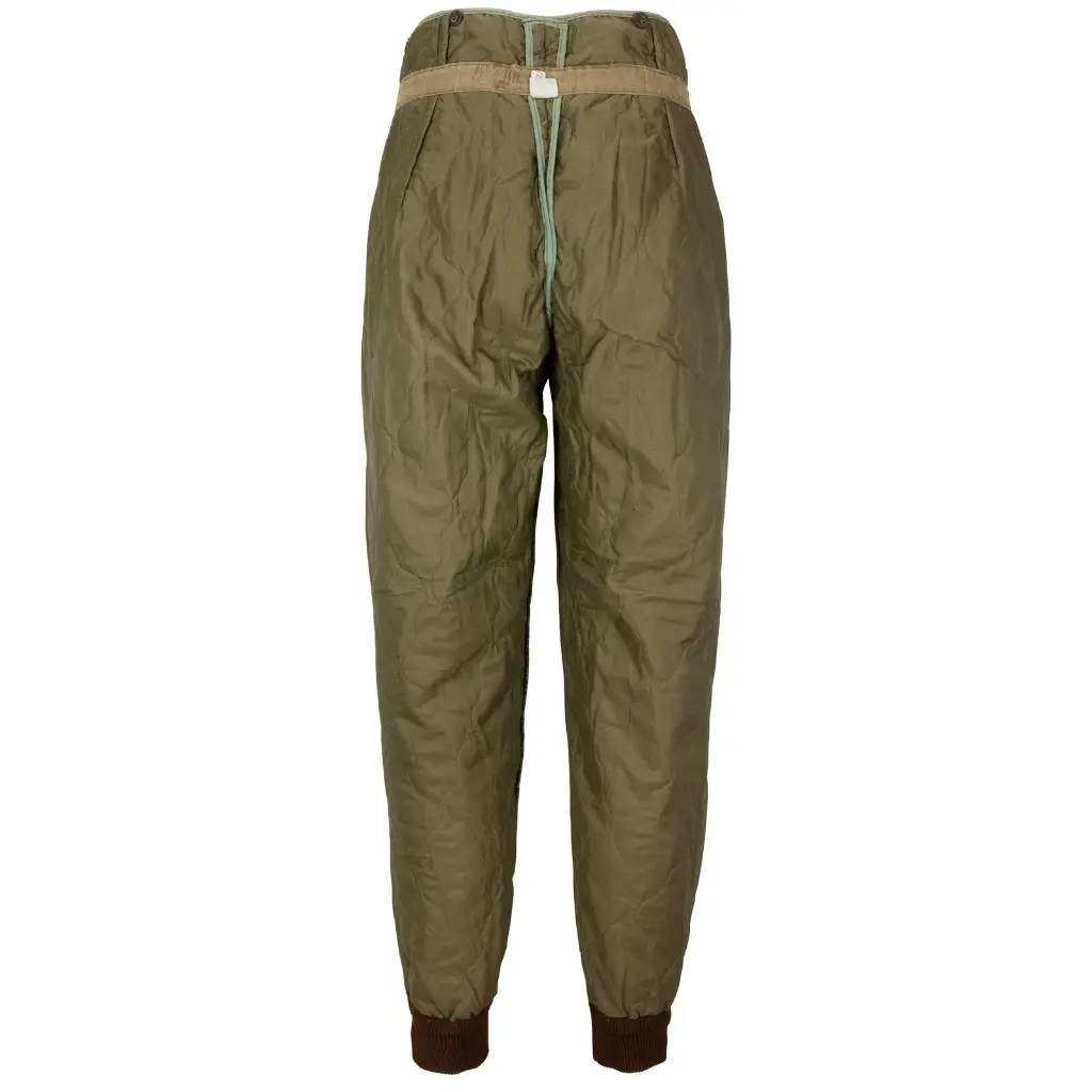 Czech_Quilted_Pant_Liner_02.webp