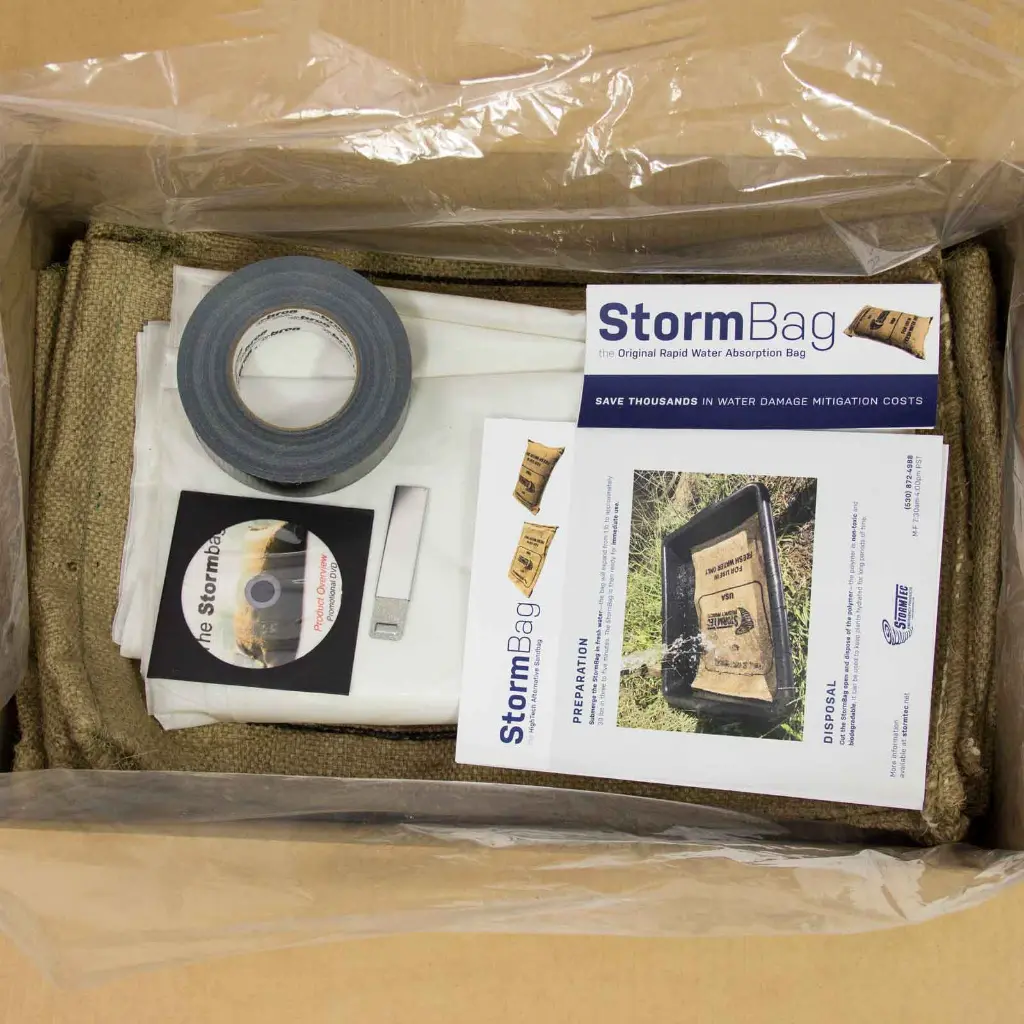 Stormbag_Kit_01_8b79093a-98b6-4fc9-bef9-6b87a73eccec.webp