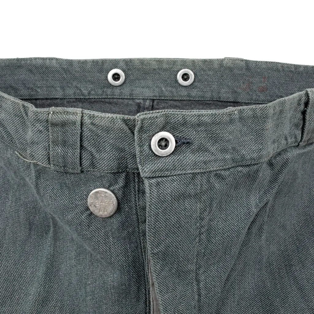 63503 Button Detail.webp