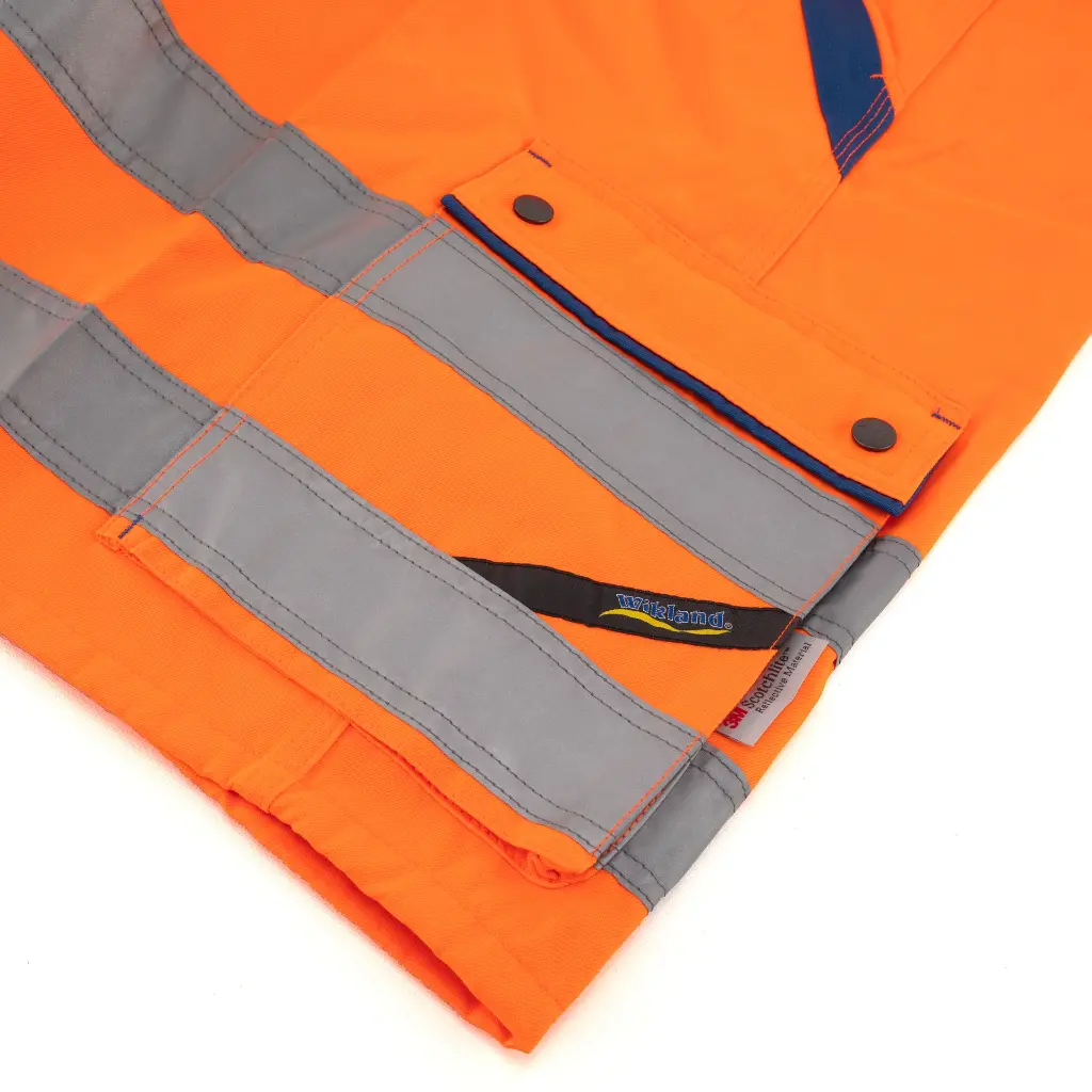 61102 Side Pocket Detail.webp