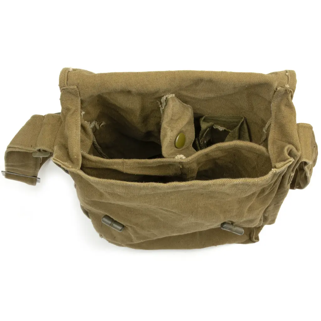 Czech Gas Mask Bag_03.webp