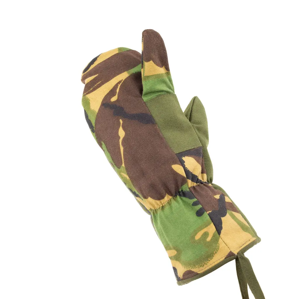 56849 Finger Detail.webp