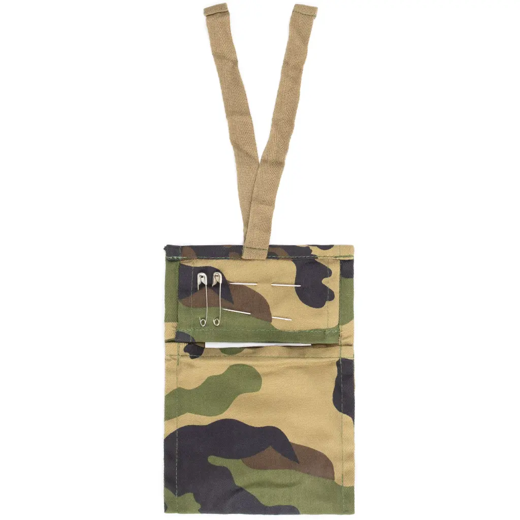 #4861 Dutch Army Sewing Kit with Woodland Bag Used_04.webp