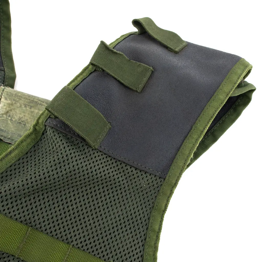 4845 Shoulder Detail.webp