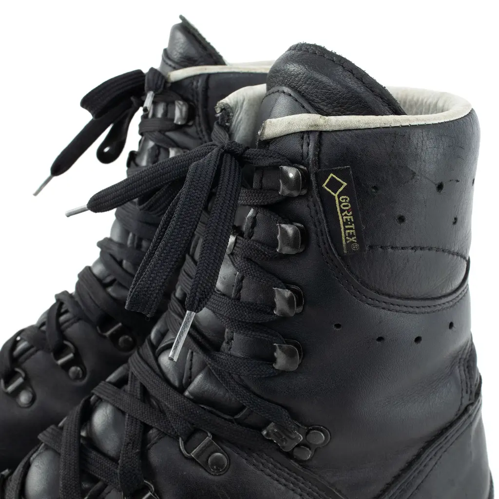 66909 Goretex Detail.webp