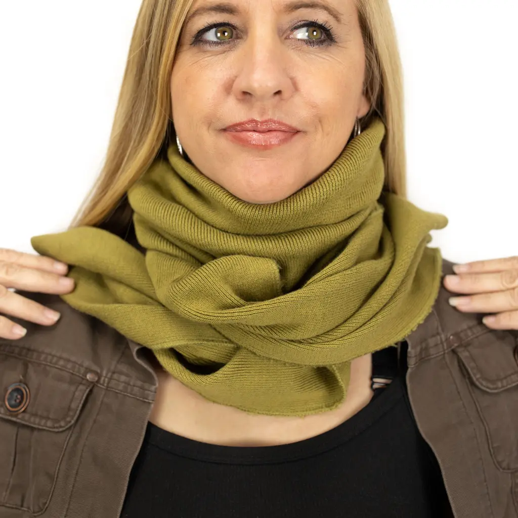 #4639 Dutch Army OD Neck Warmer Used_02.webp