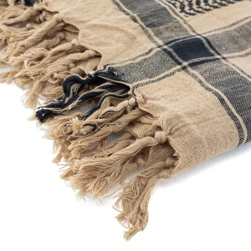 67209 Binding Detail.webp