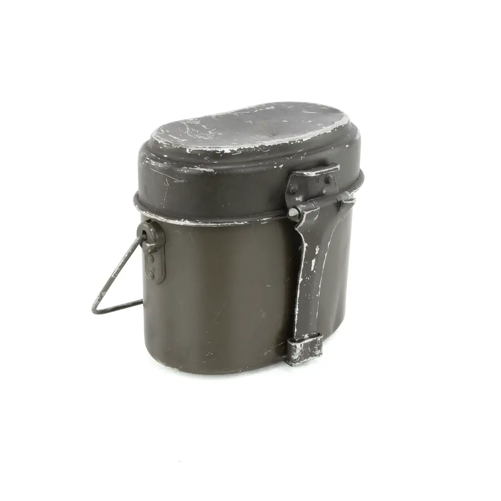 3194 German 3pc Hero Shot.webp