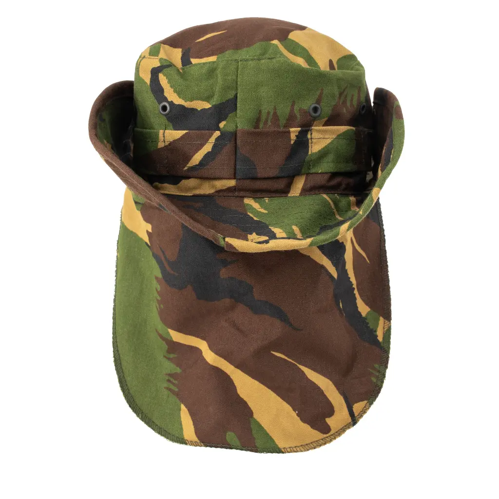 636128 Back Folded.webp