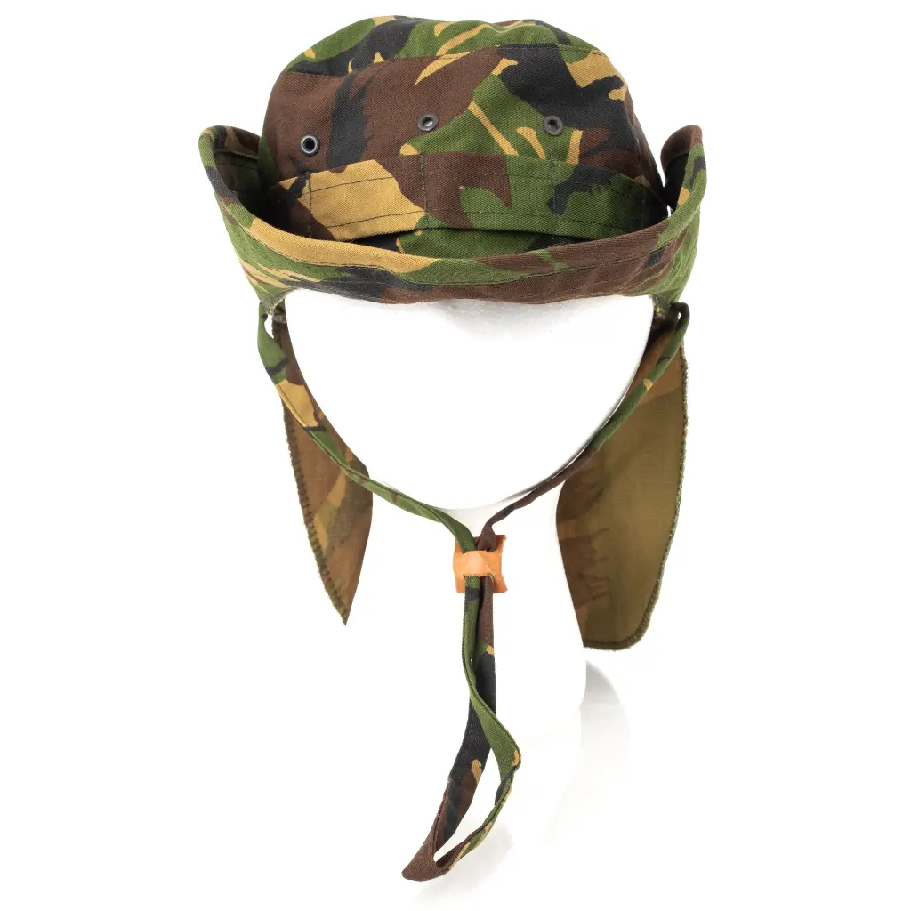 636128 Front Folded.webp