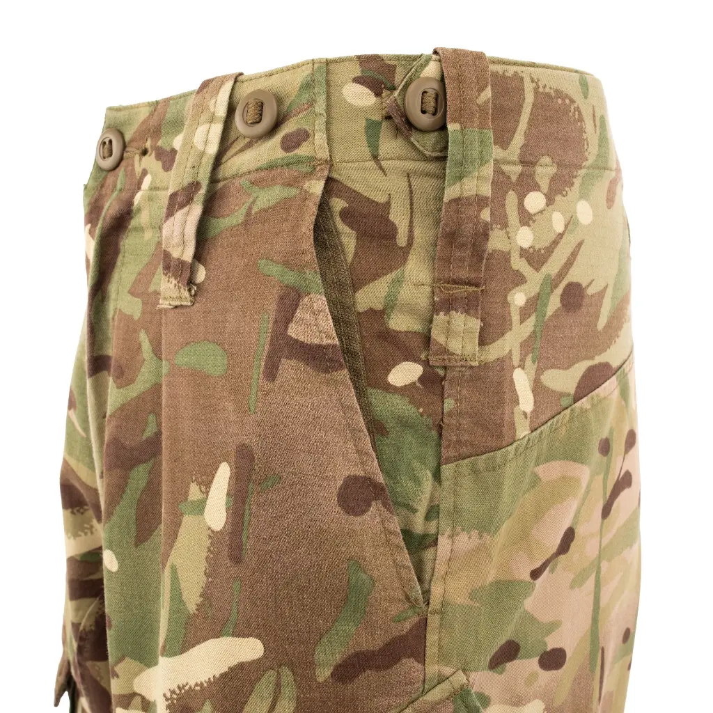 48805 Hip Detail.webp