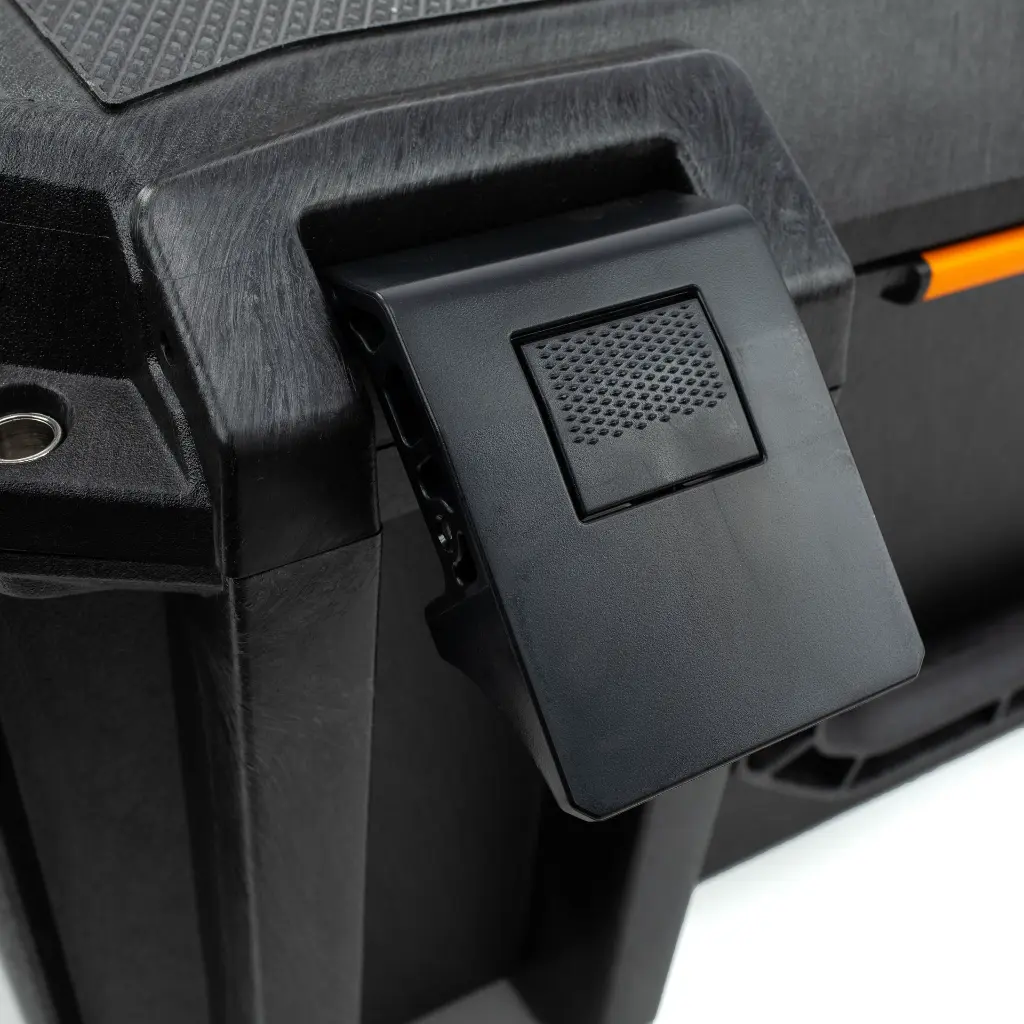 PV600 Latch Detail.webp