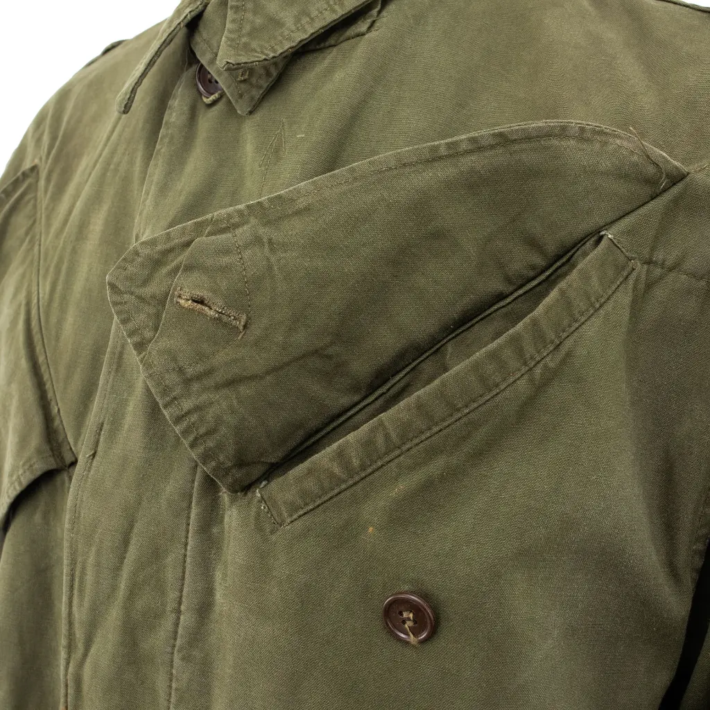 4829-Vin Chest Pocket Detail.webp