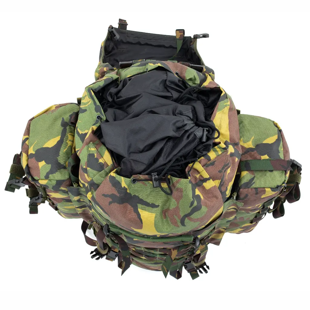 4584 Open Detail.webp