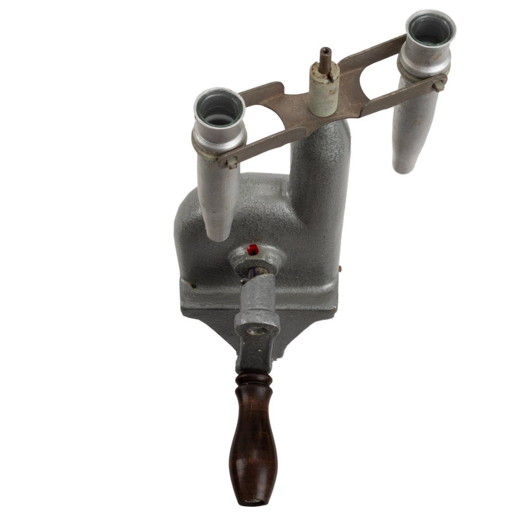 Czech Laboratory Centrifuge | Issued