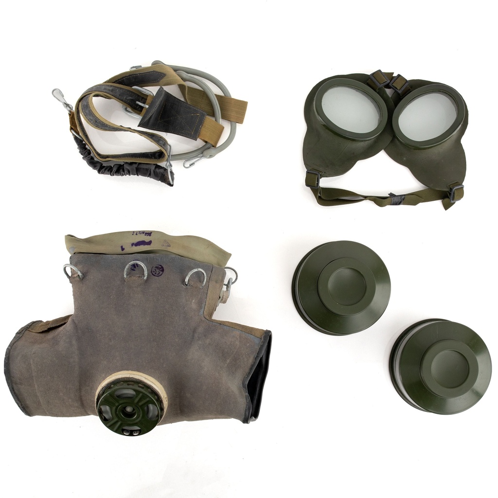 Romanian Horse Gas Mask w/ No Bag | Issued