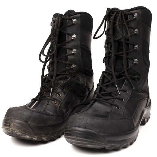 Austrian jungle boots in olive and canvas