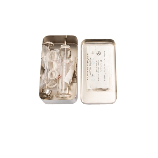 [4880] Czech Medical Syringe | Unissued