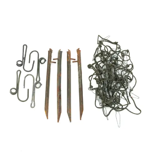 [8061]  German Camo Net Hardware